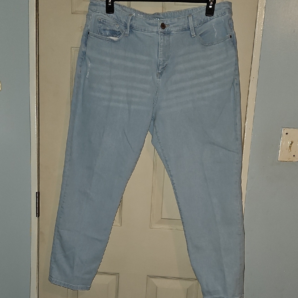 a.n.a Blue Ankle Cropped Jeans